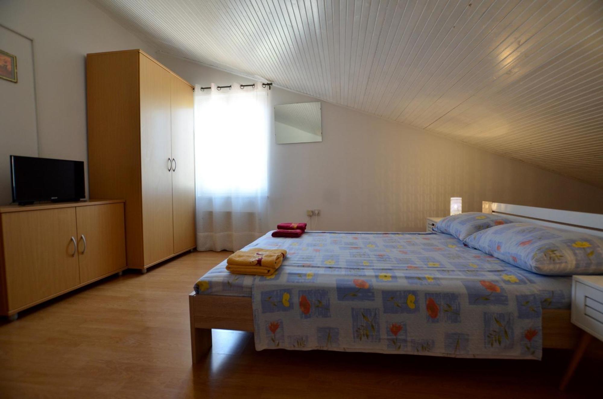 Galant Apartments 로비니 외부 사진