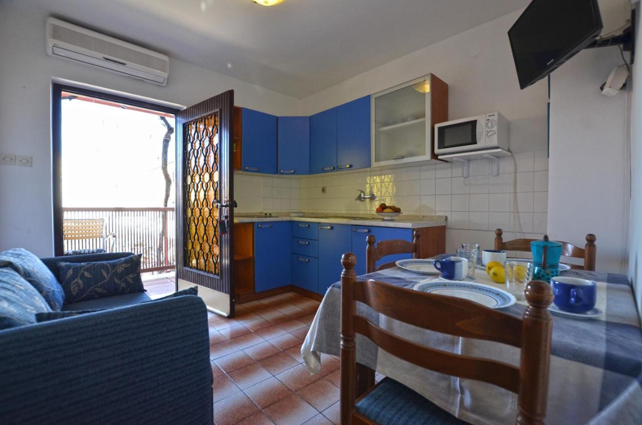Galant Apartments 로비니 외부 사진